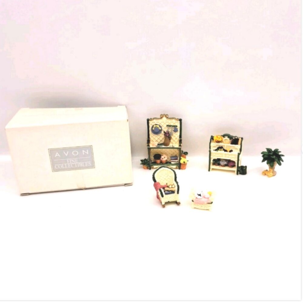 Avon Victorian Memories Collection Miniature Terrace set Furniture Dollhouse